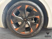 Usata Cupra Born 150 kW (204 CV) 2023 Bianco glaciale Utilitaria