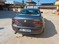 Usata Alfa Romeo 159 140 CV (102 kW) 2006 Marrone Berlina