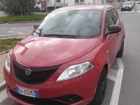 Usata Lancia Ypsilon 69 CV (50 kW) 2020 Rosso Utilitaria