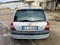 Usata Renault Clio II Authentique 58 CV (42 kW) 2003 Other Berlina