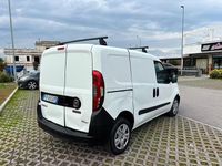 Usata Fiat Doblò 90 CV (66 kW) 2016 Bianco Monovolume