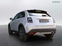Nuova Fiat 600 Pop 110 CV (80 kW) 2026 Nero SUV