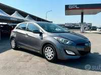 Usata Hyundai i30 110 CV (80 kW) 2013 Grigio Station wagon