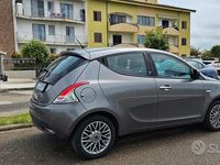Usata Lancia Ypsilon Platinum 69 CV (50 kW) 2011 Grigio Utilitaria