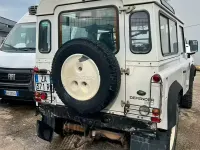 Usata Land Rover Defender 86 CV (63 kW) 2002 Bianco SUV