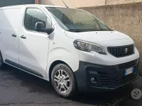 Usata Peugeot Expert 255 CV (187 kW) 2022 Bianco Furgone