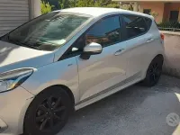 Usata Ford Fiesta ST-Line 116 CV (85 kW) 2019 Grigio Utilitaria