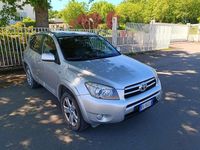 Usata Toyota RAV4 Luxury 177 CV (130 kW) 2008 Argento SUV