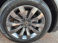 Usata VW T-Roc R-line 150 CV (110 kW) 2021 Nero SUV