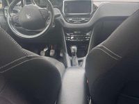 Gebraucht Peugeot 208 Allure 82 PS (60 kW) 2017 Kleinwagen