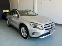 Usata Mercedes GLA200 135 CV (99 kW) 2016 Grigio SUV