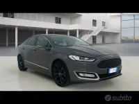 Usata Ford Mondeo Vignale 140 CV (102 kW) 2018 Grigio metallizzato Berlina