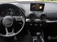 Usado Audi Q2 150 CV (110 kW) 2022 Gris SUV