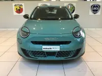 Nouvelle Fiat 600 110 ch (80 kW) 2026 Bleue SUV