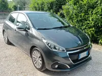 Usata Peugeot 208 75 CV (55 kW) 2016 Grigio Utilitaria