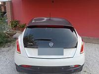 Usata Lancia Delta 120 CV (88 kW) 2010 Bianco Utilitaria
