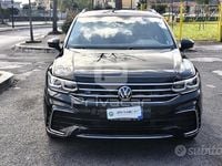 Usata VW Tiguan R-line 150 CV (110 kW) 2023 Nero SUV