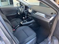 Usata Renault Captur Business 95 CV (69 kW) 2021 Grigio SUV