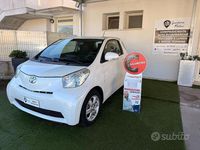 Usata Toyota iQ Sol 68 CV (50 kW) 2010 Bianco Utilitaria