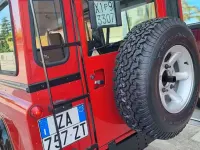 Usata Land Rover Defender 86 CV (63 kW) 1995 Rosso SUV