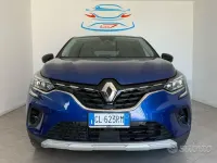 Usata Renault Captur Techno 194 CV (142 kW) 2022 Bluazzurro SUV