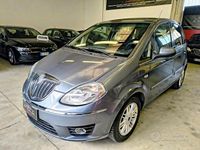 Usata Lancia Musa S 95 CV (69 kW) 2011 Grigio Monovolume