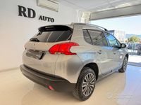 Usata Peugeot 2008 Active 82 CV (60 kW) 2016 Grigio SUV