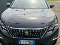Usata Peugeot 3008 Allure 131 CV (96 kW) 2019 Nero SUV