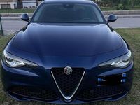 Usata Alfa Romeo Giulia 190 CV (139 kW) 2019 Blu Berlina