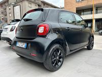Usata Smart ForFour 71 CV (52 kW) 2019 Nero Utilitaria