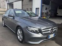 Usata Mercedes E220 Premium 194 CV (142 kW) 2018 Grigio Berlina