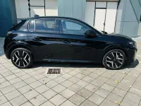 Usata Peugeot 208 GT 136 CV (100 kW) 2025 Nero Utilitaria