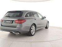 Usado Mercedes 220 194 CV (142 kW) 2021 Gris Familiar
