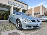 Usata Mercedes SLK200 163 CV (119 kW) 2007 Argento Cabrio