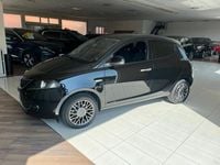 Usata Lancia Ypsilon Gold 69 CV (50 kW) 2023 Nero Utilitaria