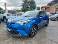 Usata Toyota C-HR Lounge 97 CV (71 kW) 2017 Blu SUV
