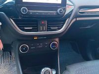 Usata Ford Fiesta 75 CV (55 kW) 2020 Grigio Utilitaria