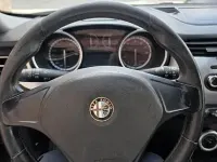 Usata Alfa Romeo Giulietta 120 CV (88 kW) 2012 Grigio Utilitaria