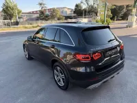 Usata Mercedes GLC220 194 CV (142 kW) 2021 Grigio vulcano SUV