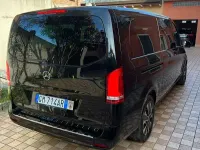 Usado Mercedes V220 Executive 163 CV (119 kW) 2023 Negro Monovolumen