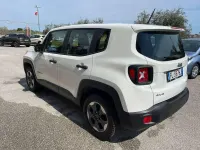 Usata Jeep Renegade Sport 120 CV (88 kW) 2017 Bianco SUV