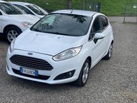 Usata Ford Fiesta Titanium 75 CV (55 kW) 2017 Bianco Berlina