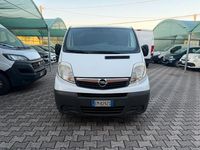 Usata Opel Vivaro 114 CV (83 kW) 2012 Bianco Monovolume