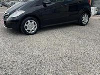Usata Mercedes A180 109 CV (80 kW) 2010 Nero Berlina
