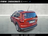 Usata Dacia Jogger Comfort 110 CV (80 kW) 2022 Rosso Monovolume