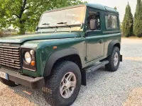 Käytetty Land Rover Defender SE 122 HP (89 kW) 2006 Vihreä Farmari