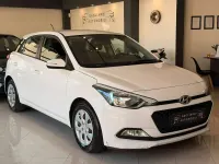 Usata Hyundai i20 Style 84 CV (61 kW) 2016 Bianco Utilitaria