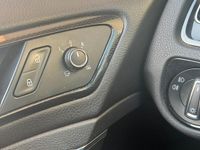 Usata VW Golf VII 110 CV (80 kW) 2013 Bianco Utilitaria