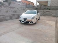 Usata Alfa Romeo Giulietta 150 CV (110 kW) 2016 Bianco Berlina