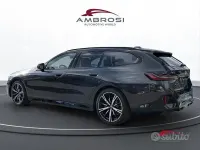 Usata BMW 520 M Sport 197 CV (144 kW) 2025 Grigio Station wagon